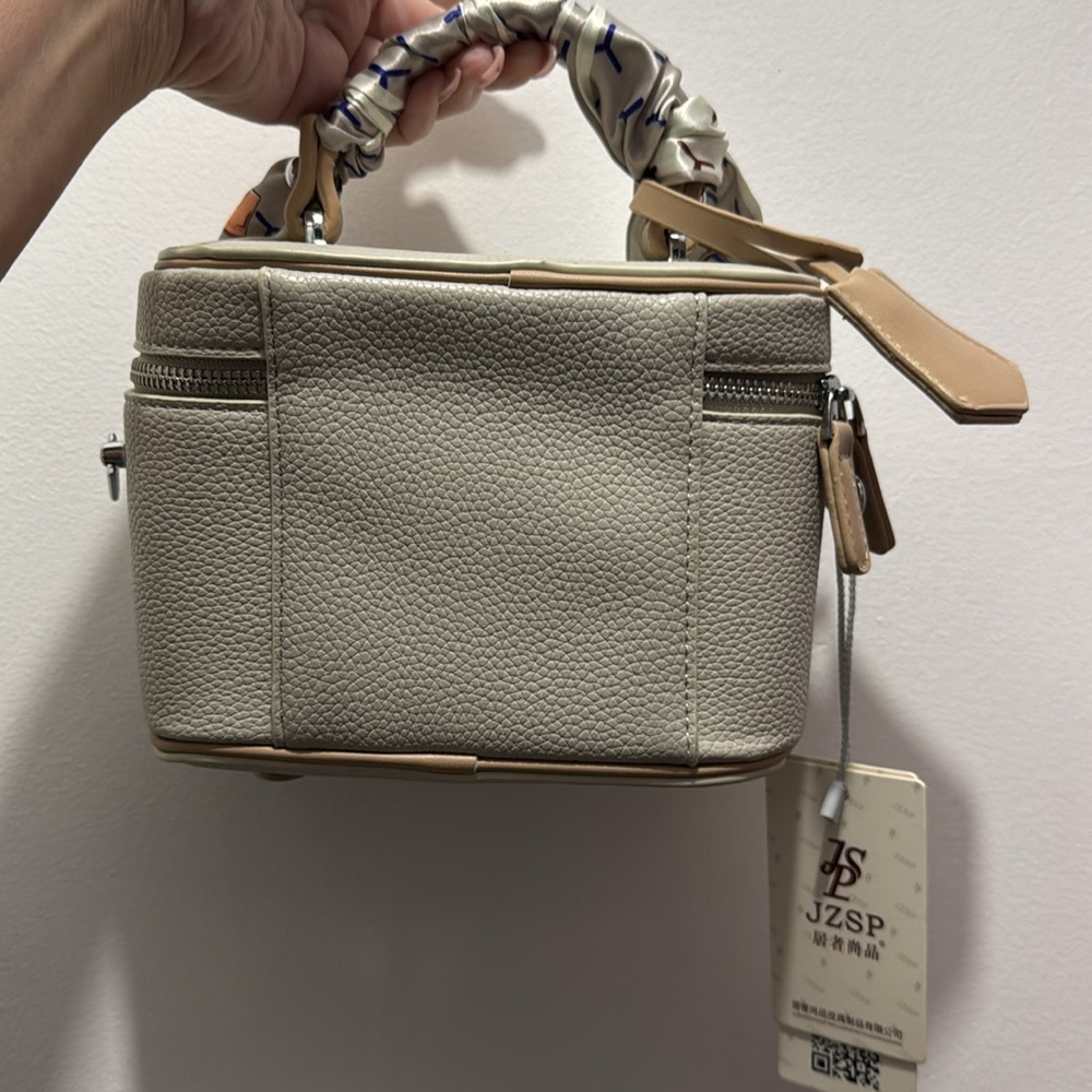 New Mini bag - Picture 2 of 5